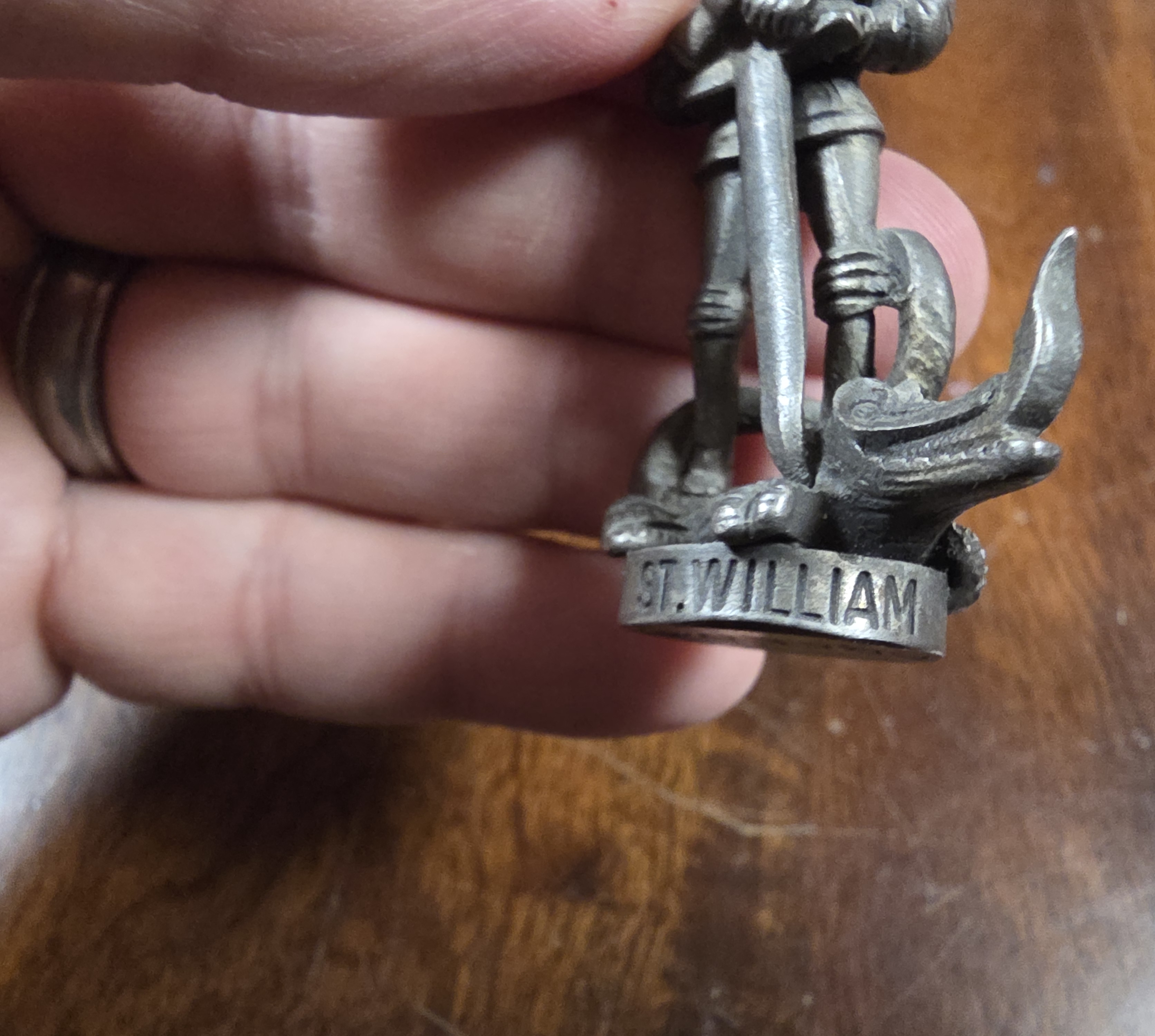 Creed St. William Slayer Figurine - detail